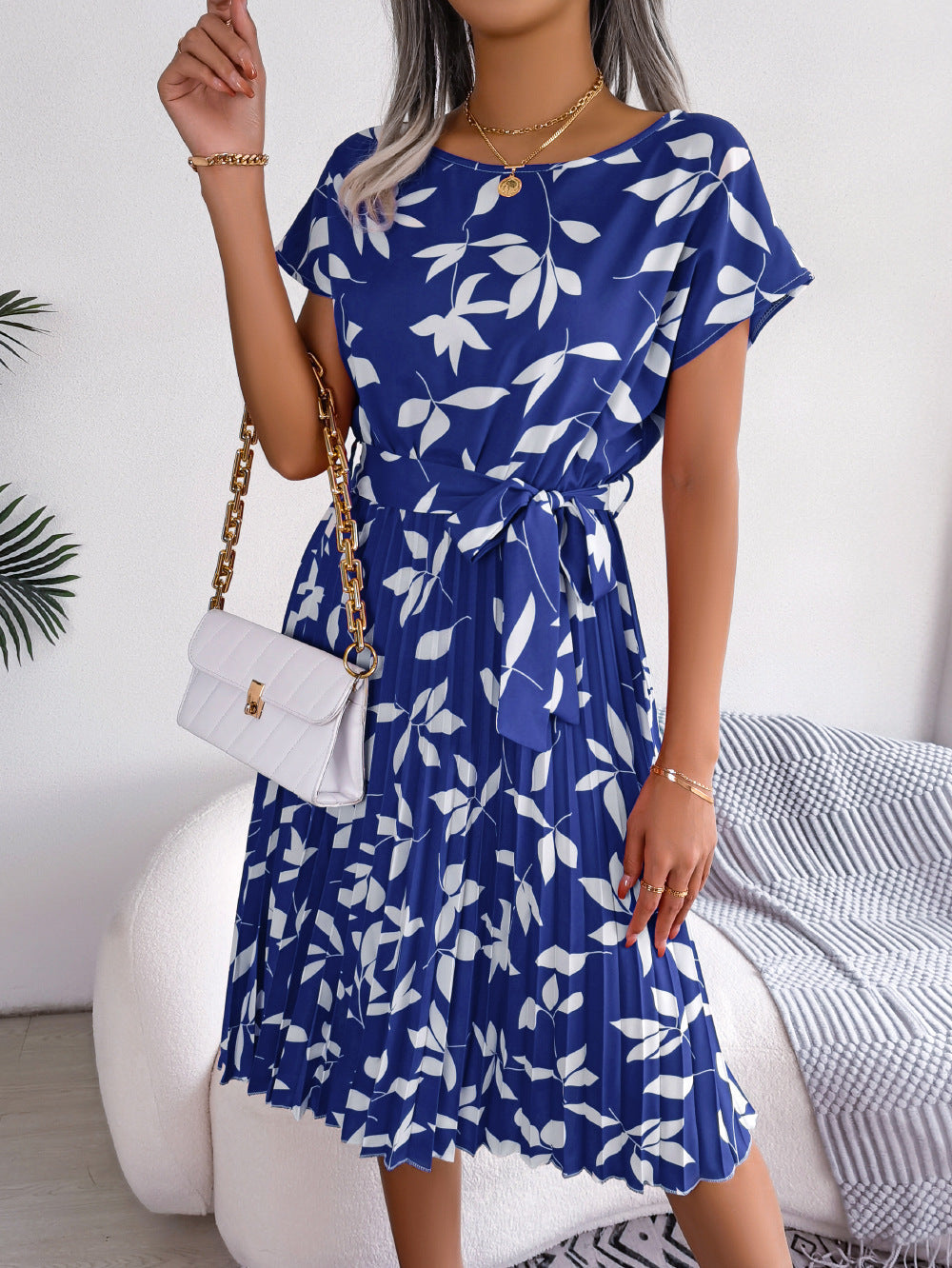 Aya - Plissierte Kleid mit Blättern