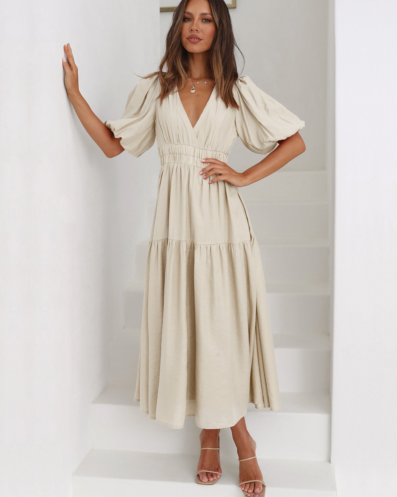 Emelda - V-Ausschnitt und Puffärmel Kleid