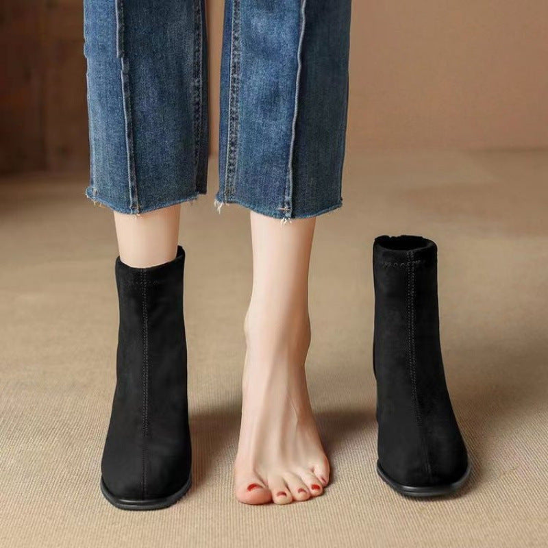 Anya – Schicke Stiefel mit Reißverschluss und Blockabsatz