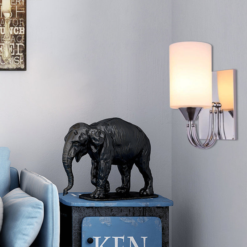 Cylindra – Moderne Wandleuchte in Silber