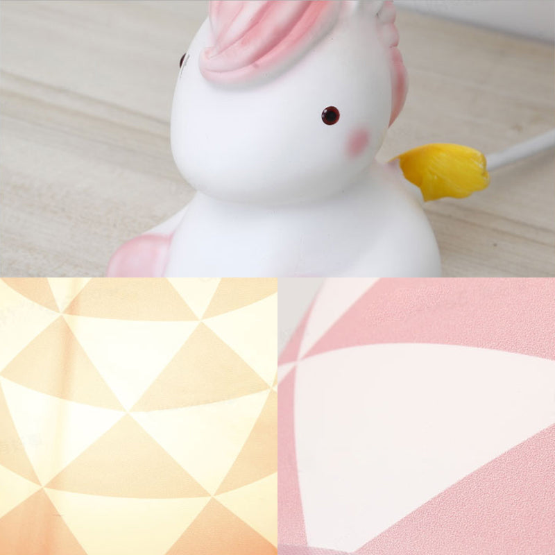 Unilume – Magische rosa Einhorn Schreibtischlampe mit Stoffschirm