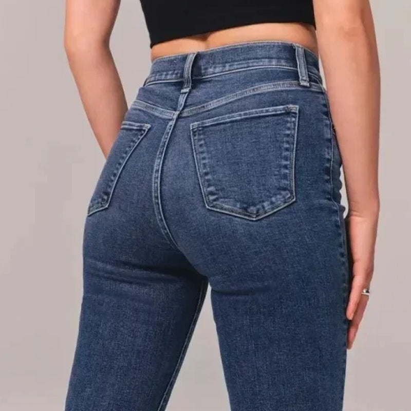 Freja - Jeans con alta presencia