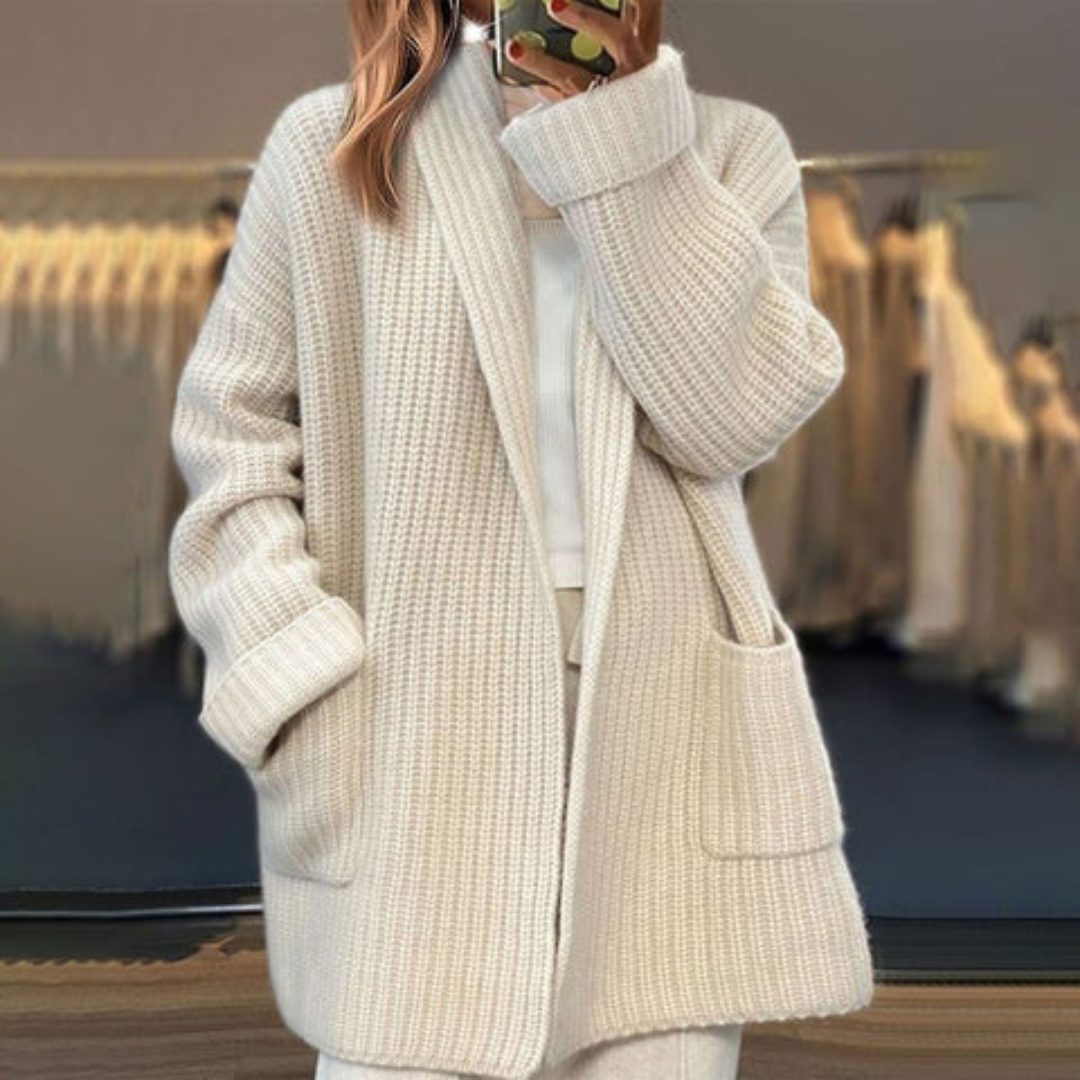 Sarah - Weiche Strickweste