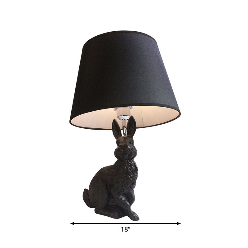 Nella – Dekorative Schreibtischlampe mit abnehmbarem Schirm im Bunny-Design
