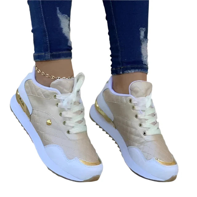Kajaani - Slanke Gadesneakers mit Plattform