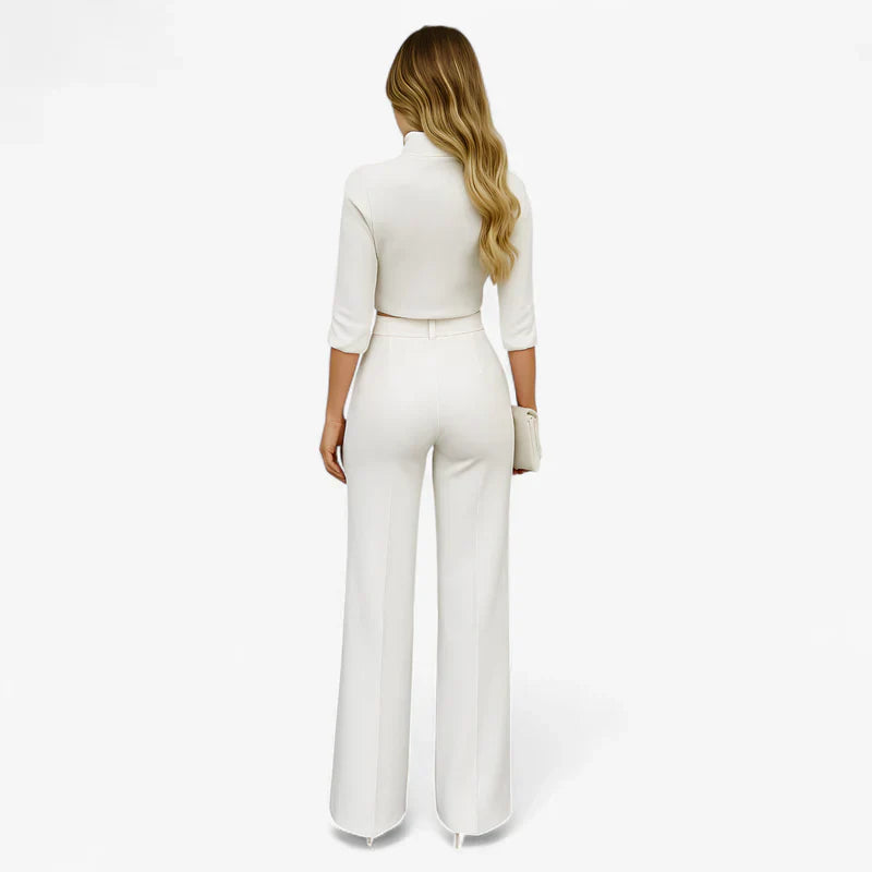 Eva - Moderne todelt sæt med højkravetop og bukser med vide ben