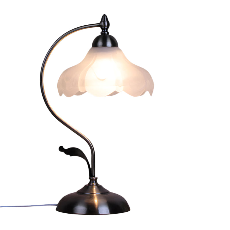 Lunara – Tragbare Tischlampe mit Vintage-Charme