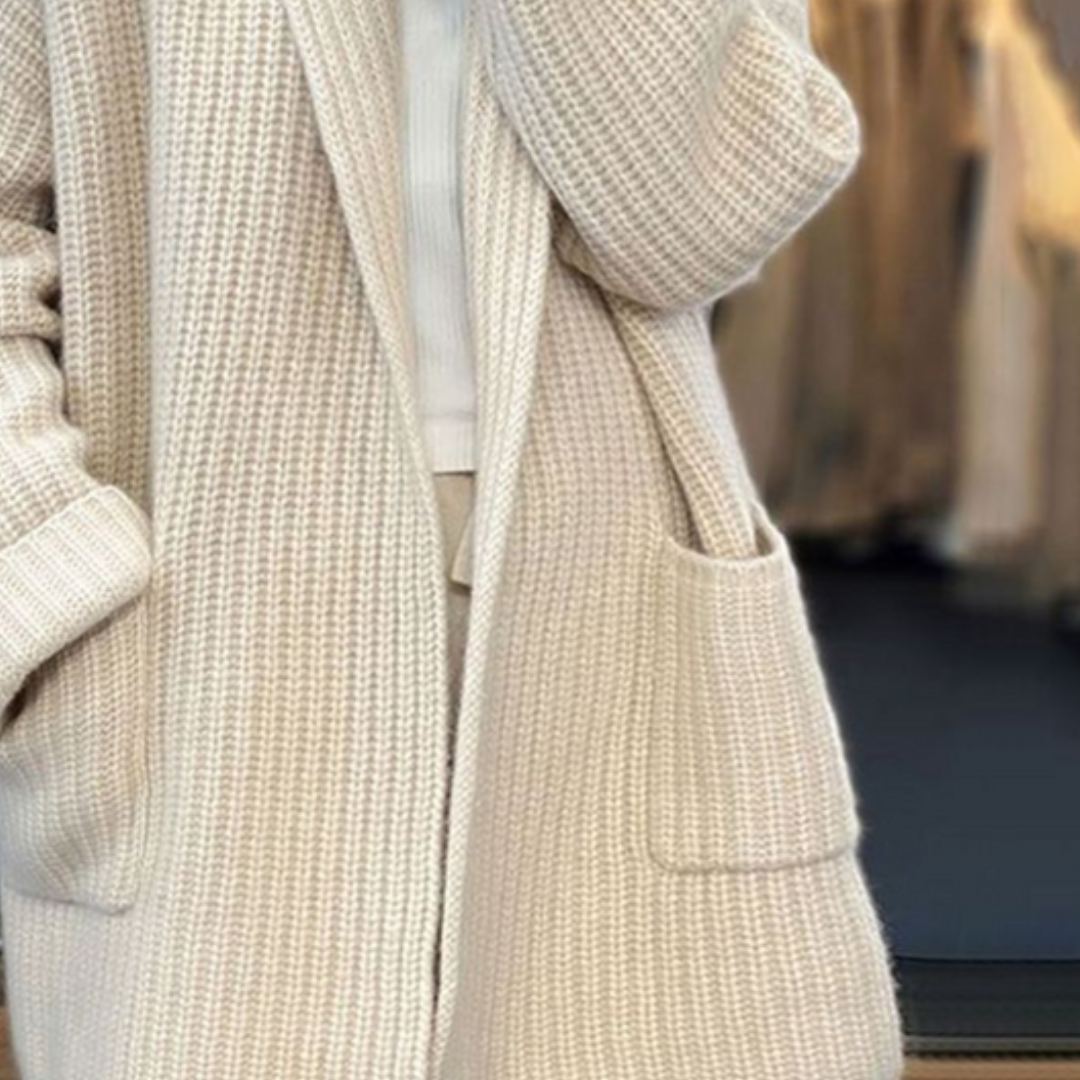Sarah - Weiche Strickweste