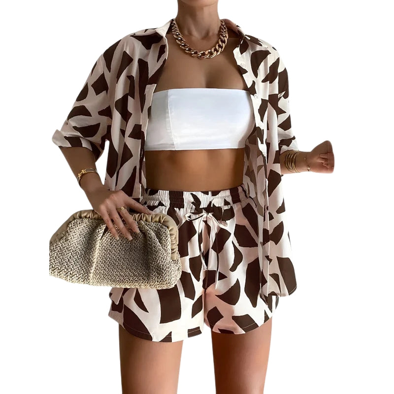 Laura - Geometrisch gemustertes Shirt- und Short-Set