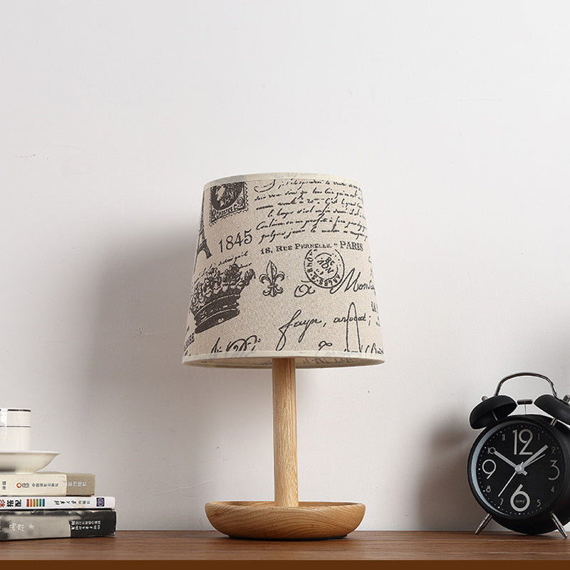 Taperra – Moderne Leselampe mit Holz-Touch