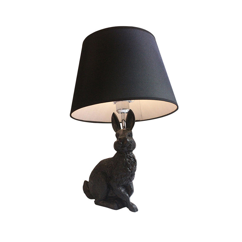 Nella – Dekorative Schreibtischlampe mit abnehmbarem Schirm im Bunny-Design
