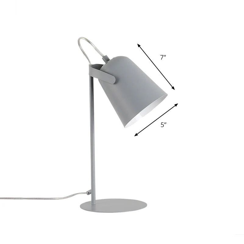Liora – Höhenverstellbare Schreibtischlampe mit einzigartigem Design