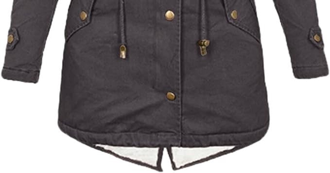 Michelle – Hyggelig vinterfrakke med knaplukning