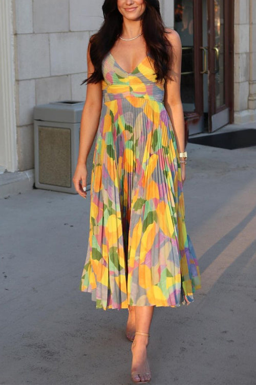 Margarette - V-Ausschnitt bedrucktes hoch tailliertes plissiertes Midi-Cami-Kleid