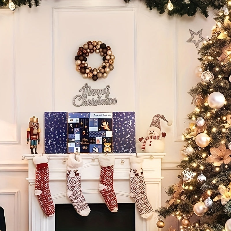 Gør-det-selv adventskalendersæt – 24 fyldbare papæsker med låg og et udvalg af tilbehør til gaveidéer og kreative aktiviteter.