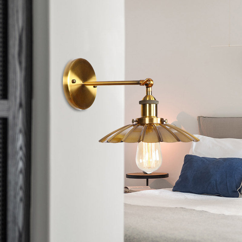 AntiqRay – Verstellbare retro Wandleuchte mit Muschel-Design