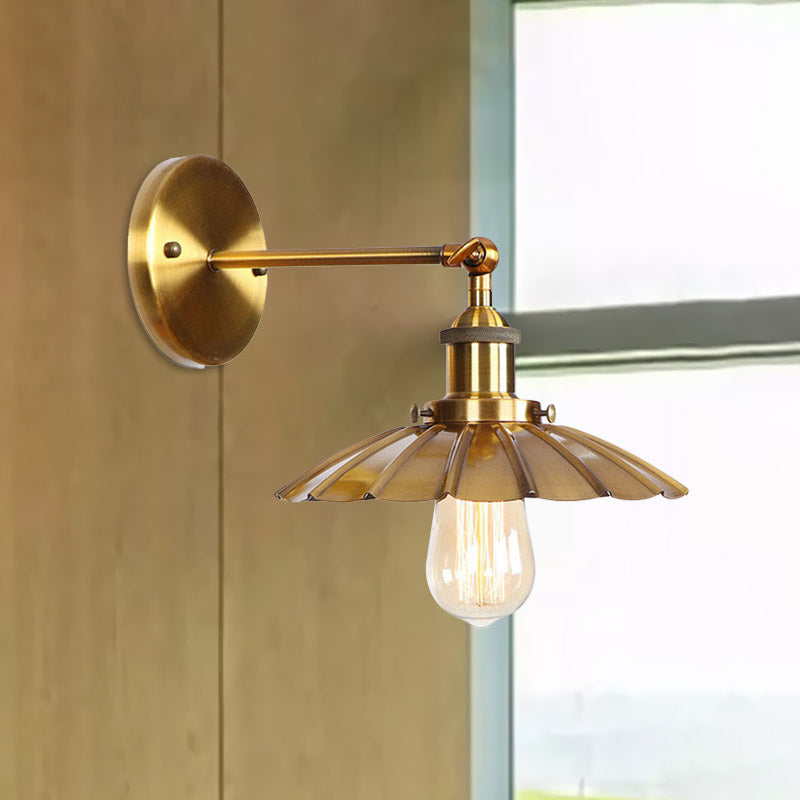 AntiqRay – Verstellbare retro Wandleuchte mit Muschel-Design