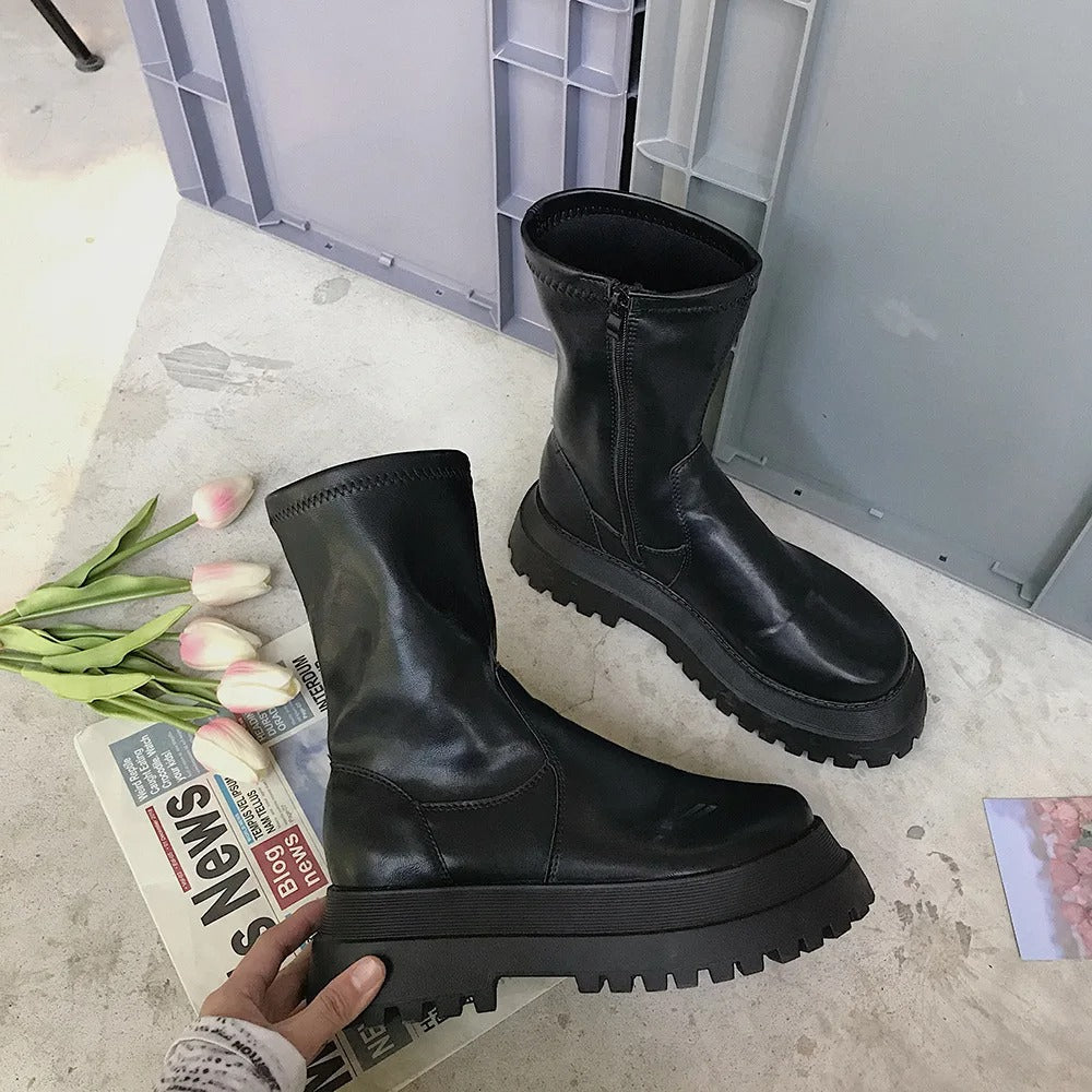 Minda – Robuste Schnürstiefel mit Plateausohle