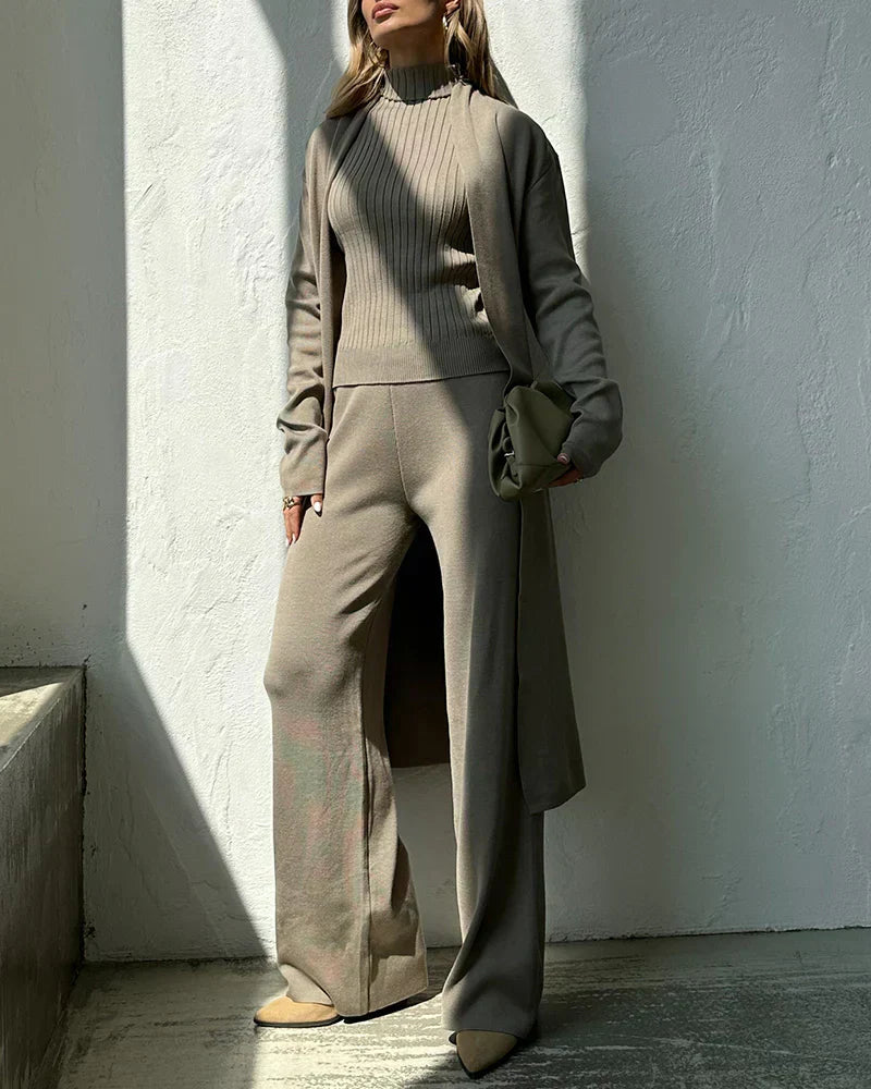 Marika - Elegant og komfortabelt tredelt sæt