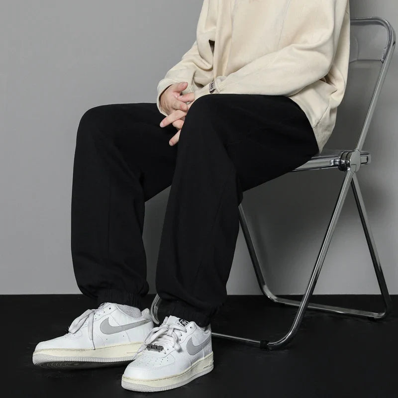 Adrian – Moderigtige loungebukser med vide ben