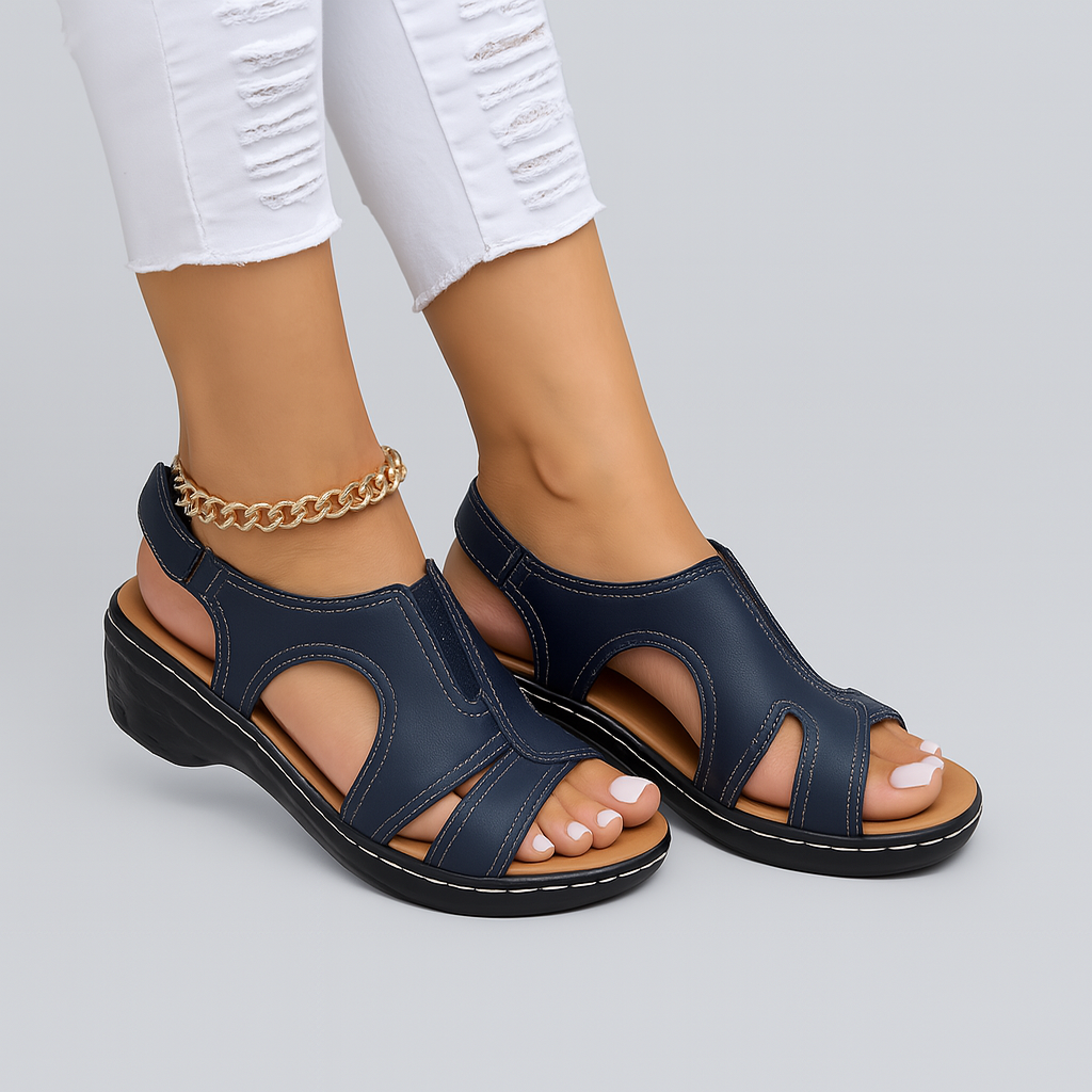 Andie – Offene Sandalen mit Ausschnitten und bequemem Absatz