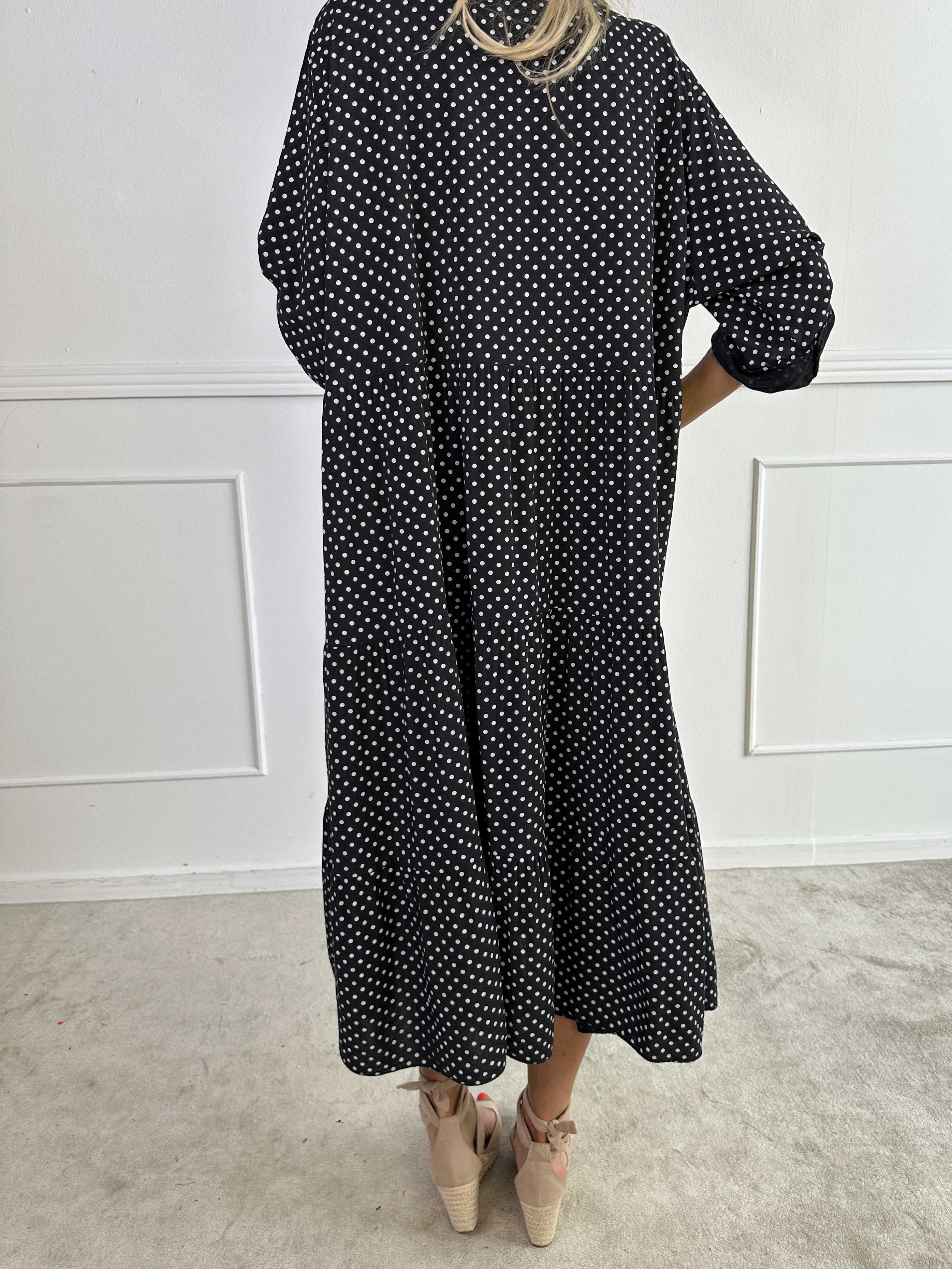 Margareth - Elegantes Punktemidikleid