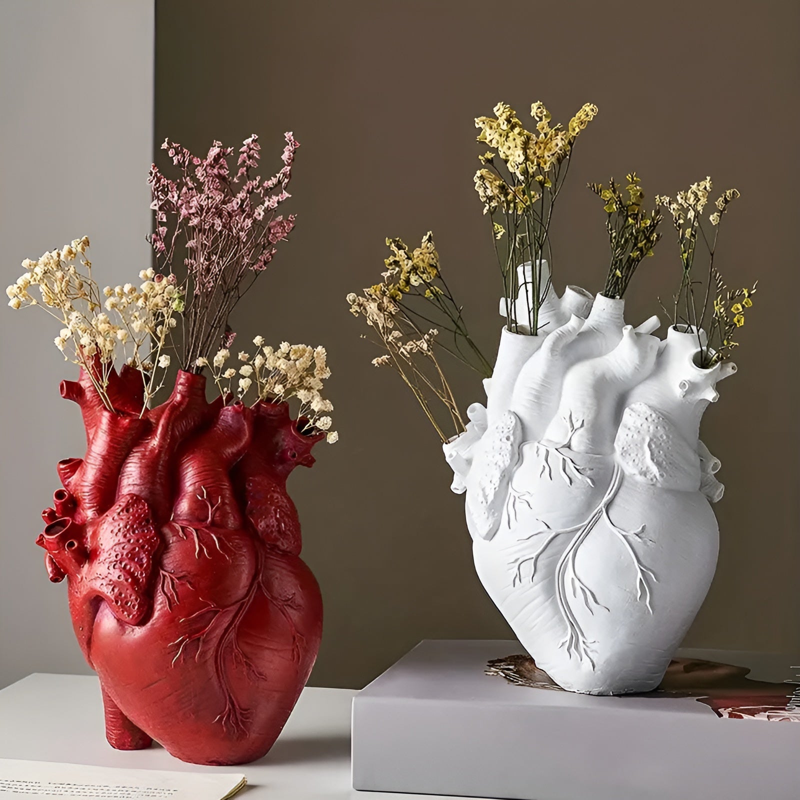 CherishBloom - Elegante herzförmige Vase für romantischen Charme