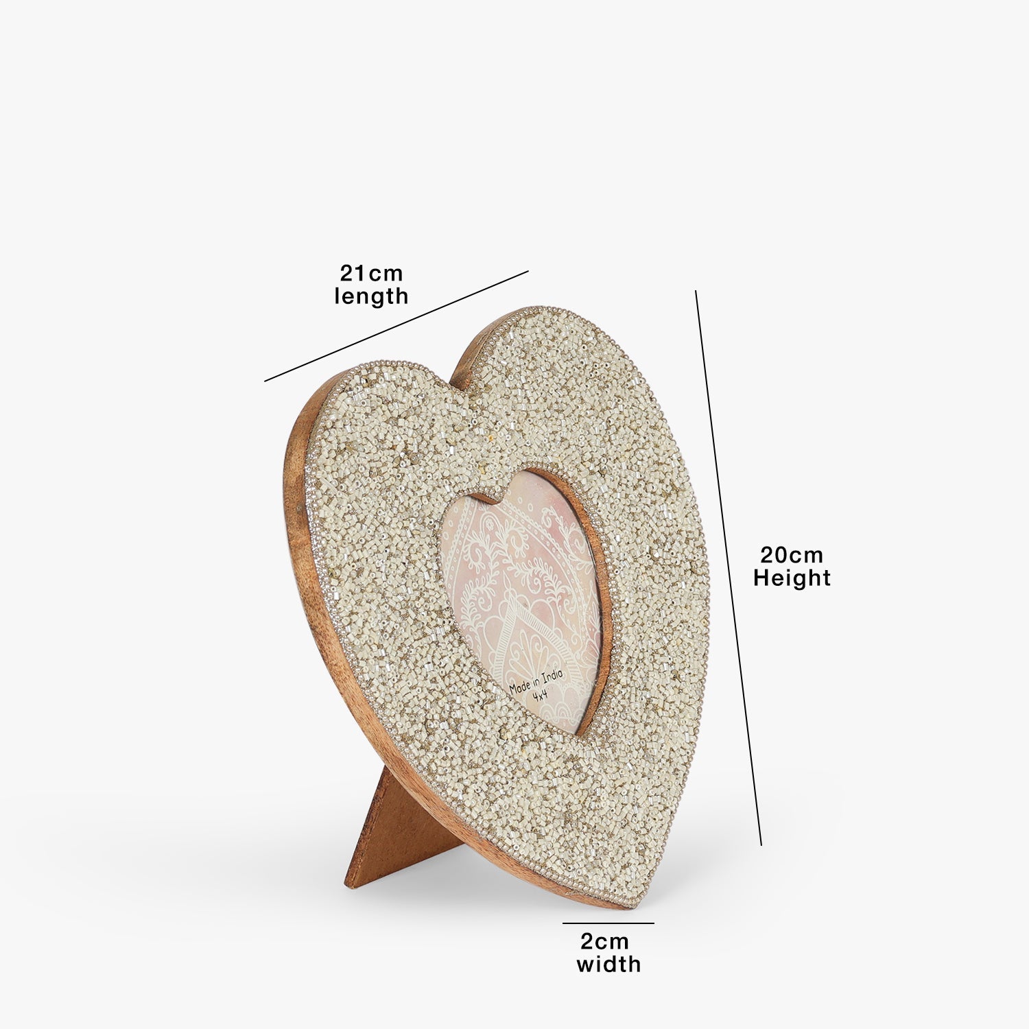Serapis – Fotorahmen mit weißen Herzperlen