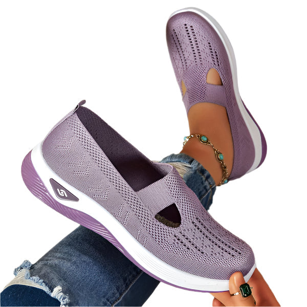 Liva - Atmungsaktive Slip-On Schuhe mit Ausschnittdetails