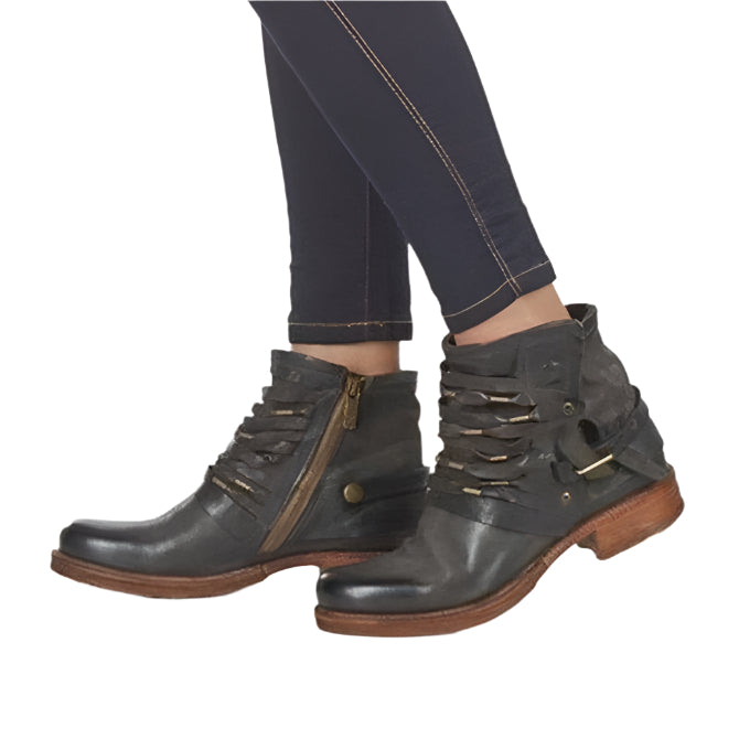 Isabelle - Stiefel mit Schnürung und Niedrigem Absatz im Zeitlosen Design
