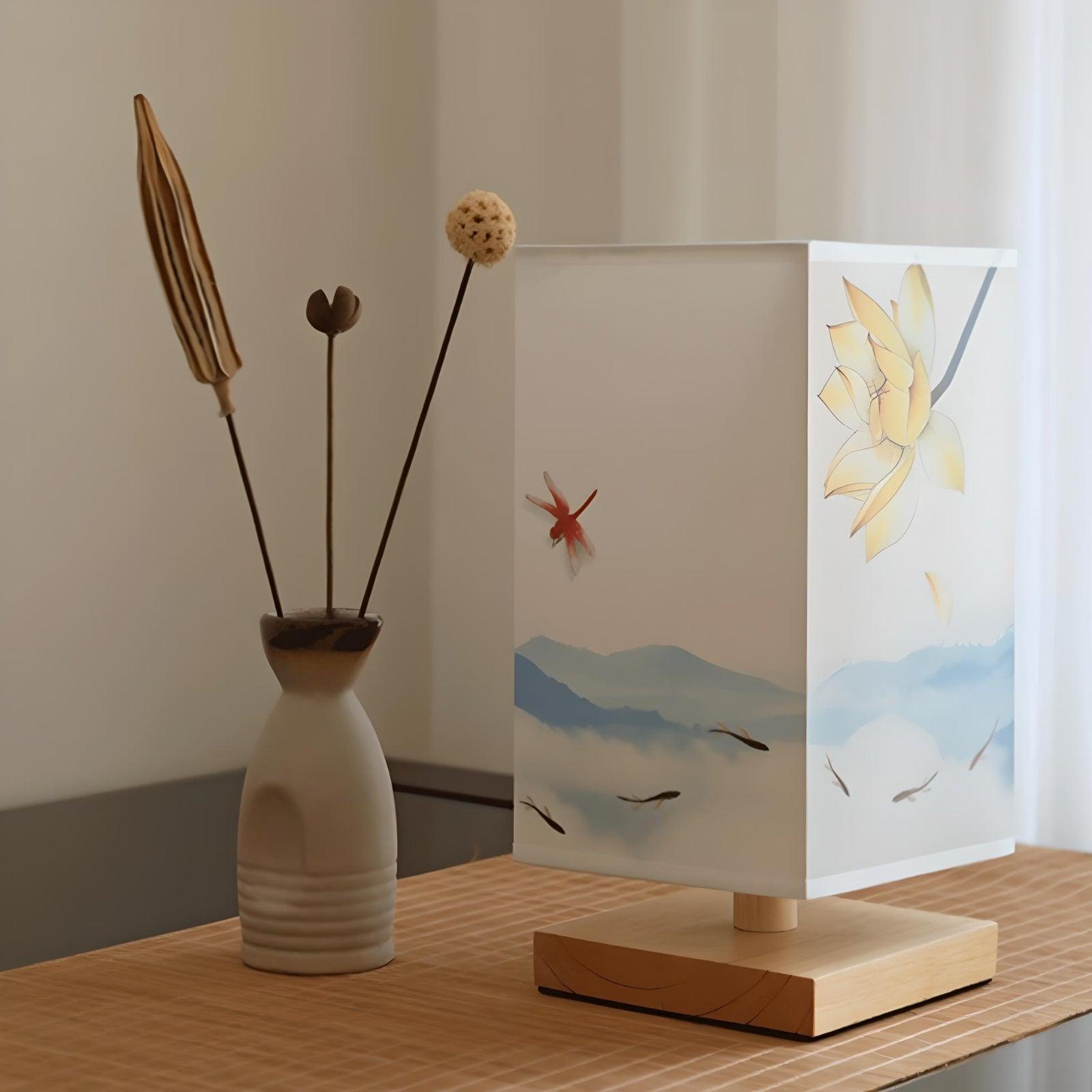 SakuraLight – Dimmable Tischlampe im japanischen Stil