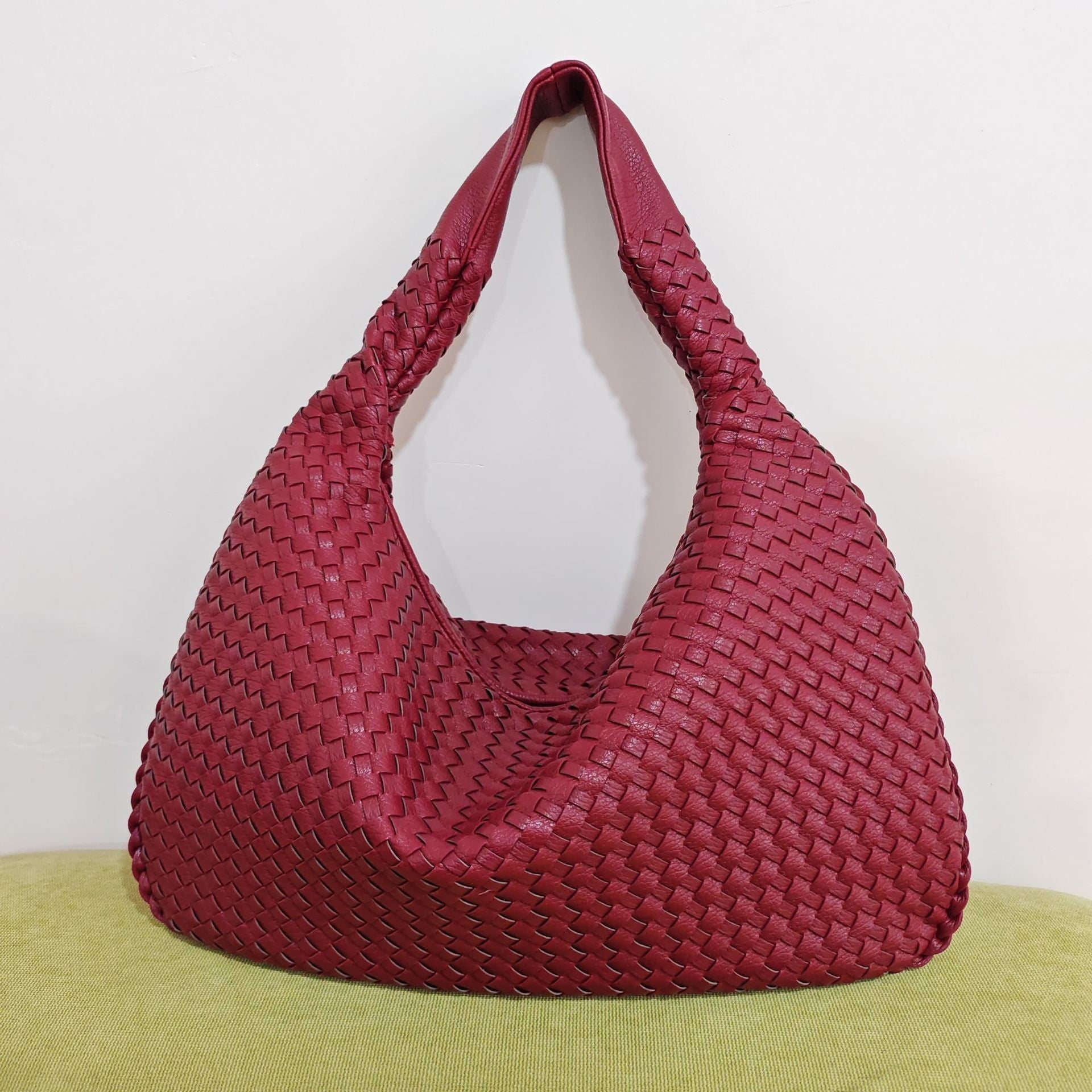 Stephanie - Elegante gewebte Schultertasche