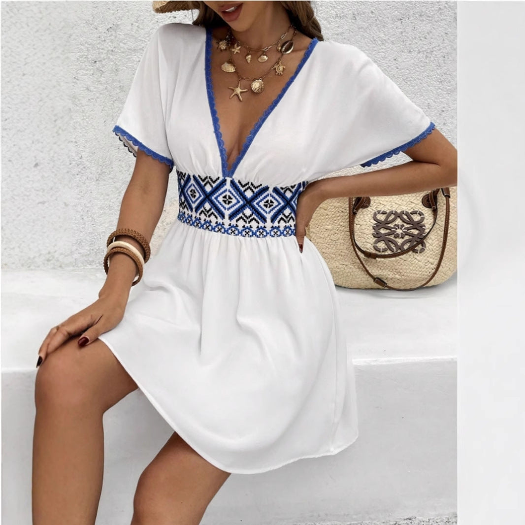 Rihayda - Robe blanche en dentelle à col en V