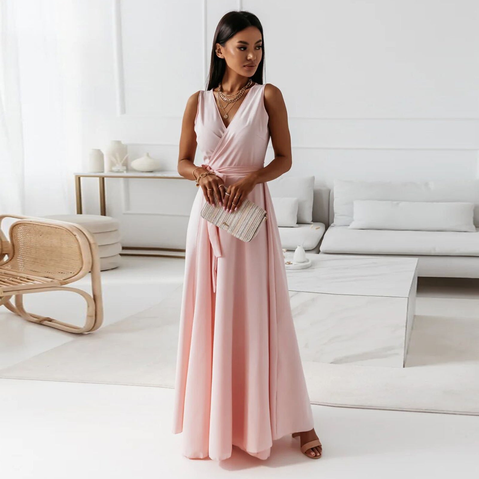 Dana - Einfarbiges langes Kleid mit V-Ausschnitt für Frauen