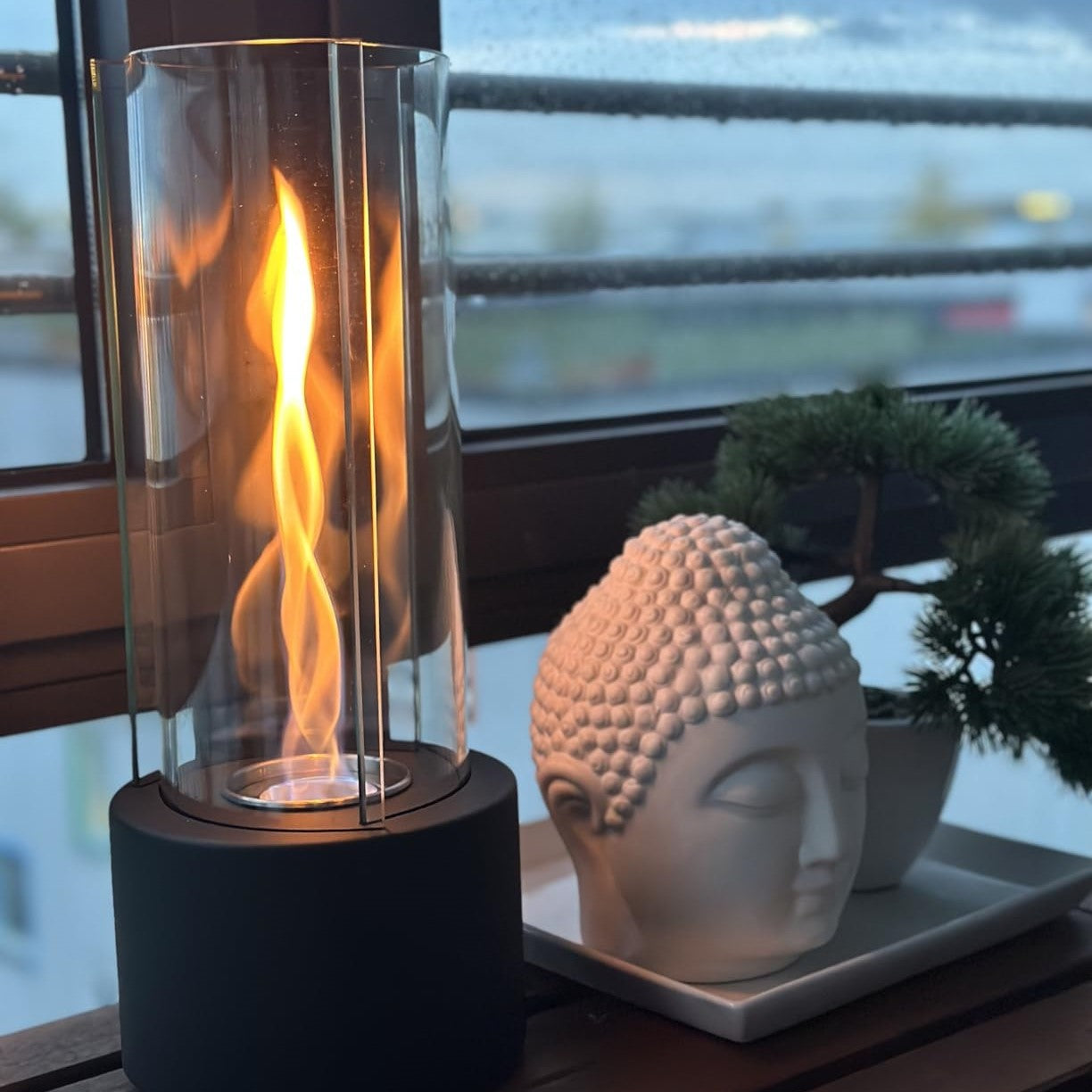 GlowFlame – Eleganter Tisch-Bioethanol-Kamin