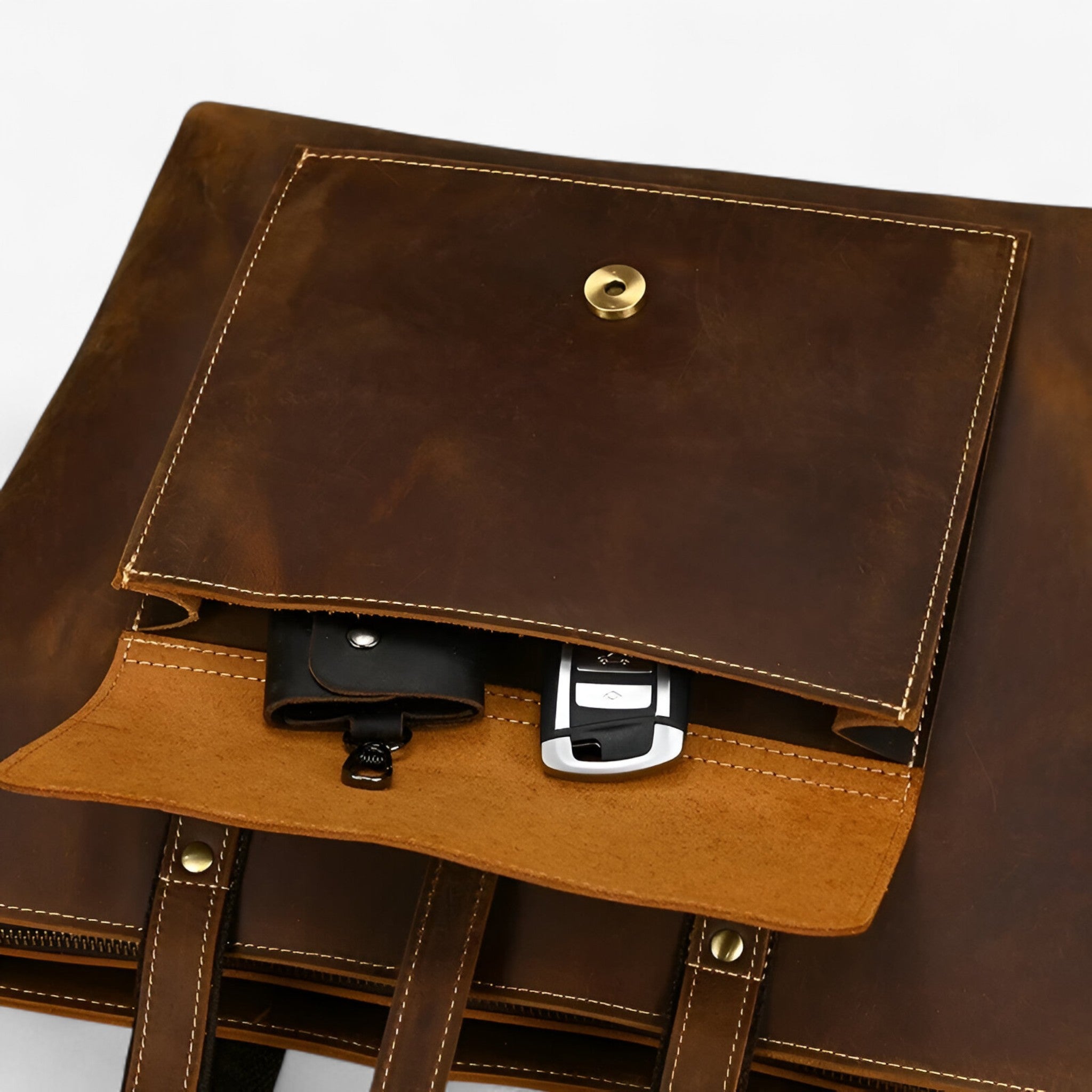 Misty - Estuche elegante de cuero