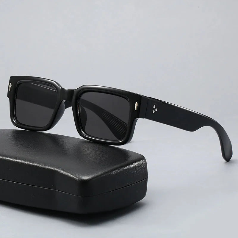 Elara - Vintage tofarbige Sonnenbrille