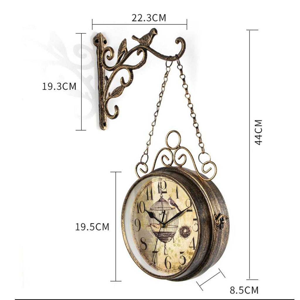 TimelessTracks - Vintage Togstationsur für klassische Eleganz