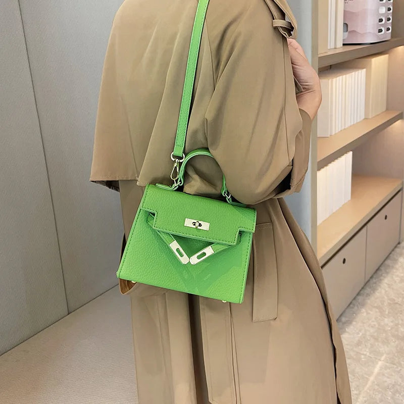 Katinka - zeitlos elegante Schultertasche