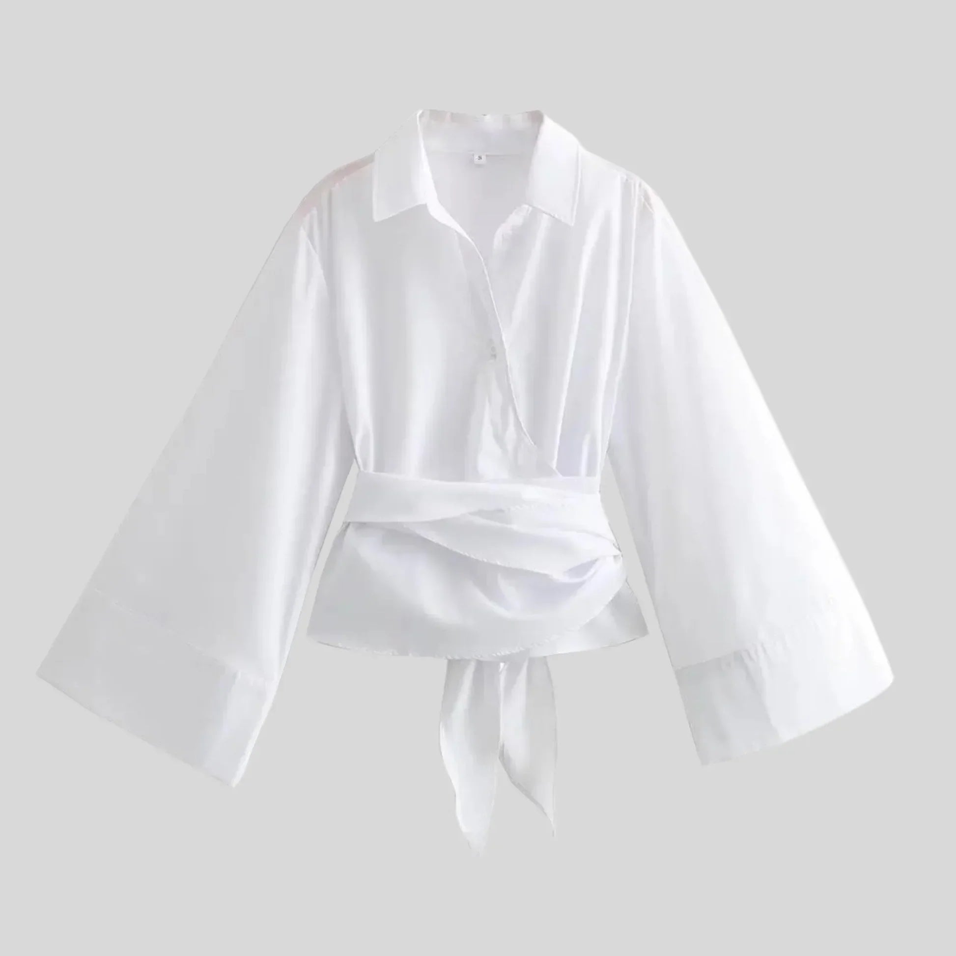 Marlene – Top elegante con cinturón