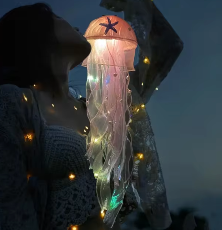 Lumosia – LED-Nachtlicht in Form eines Wassergeistes