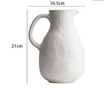 VividVase – Carafe sculptée élégante avec poignée confortable et forme unique
