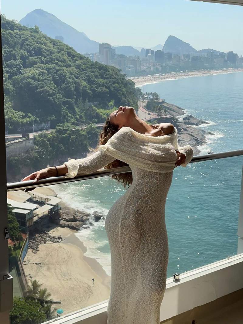 Sola - Langarm Bodycon Strandkleid