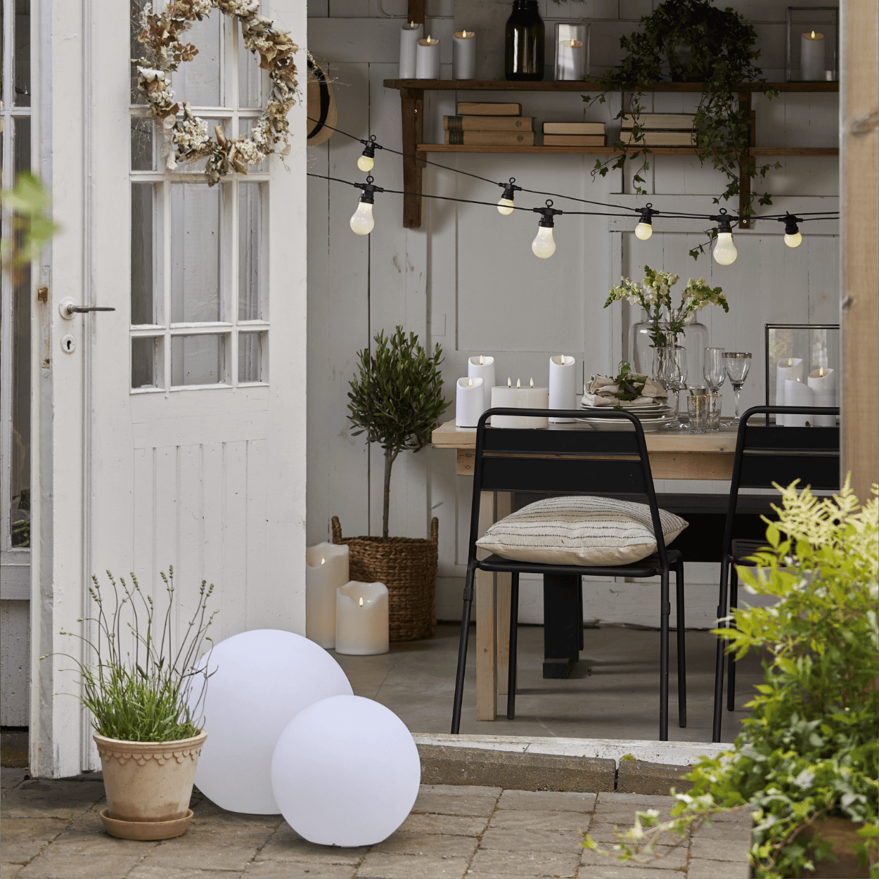 Candora – Weißes LED-Säulenlicht