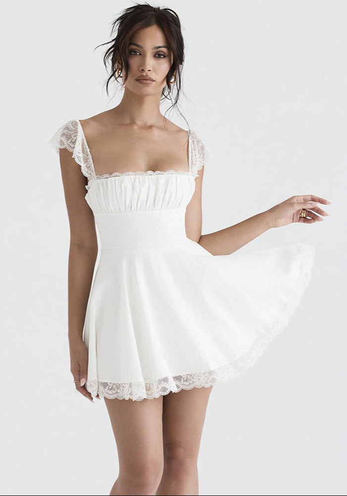 Tilde - Vestido corto elegante