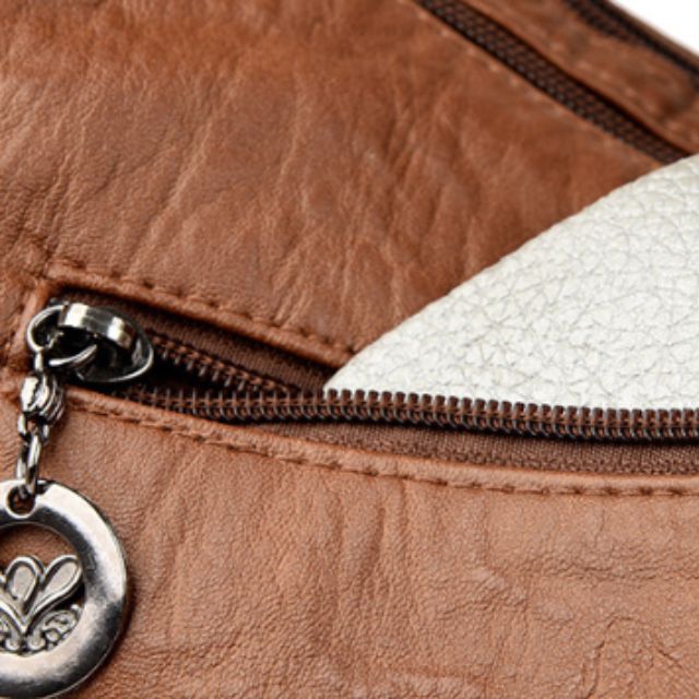 Olga - Rygsæk med nitter