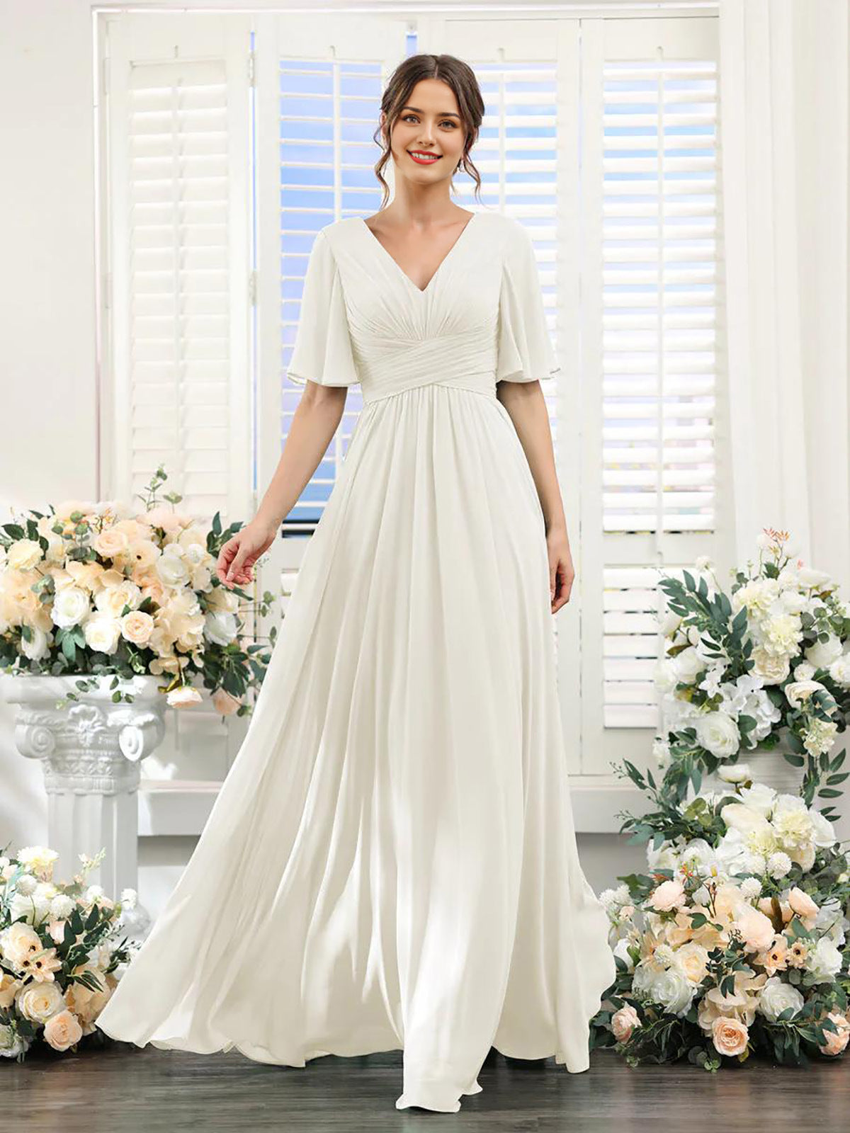 Magdalena - Bonito vestido de gasa con escote en V