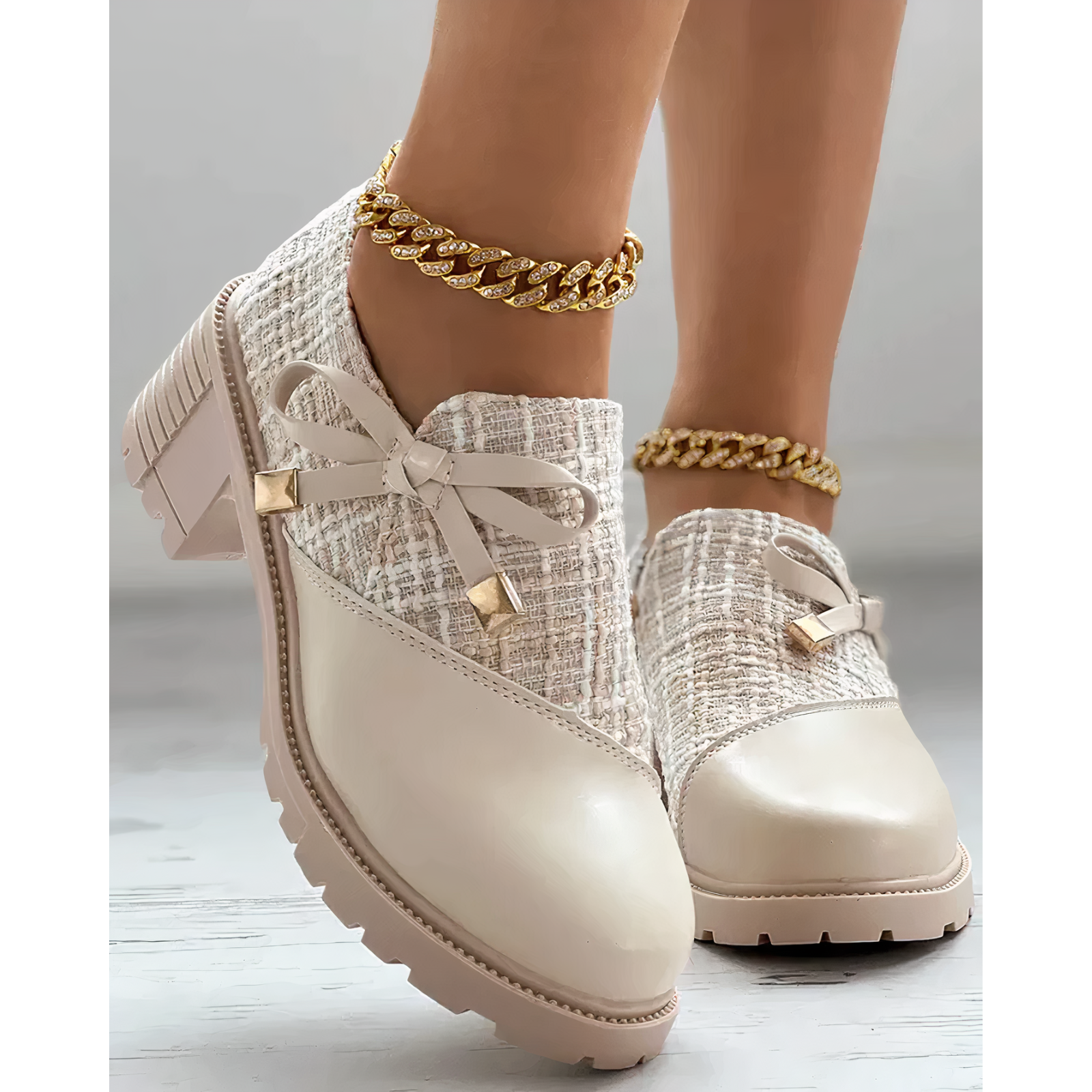 Wilhelmina - Zapatos con tacones gruesos y cordones