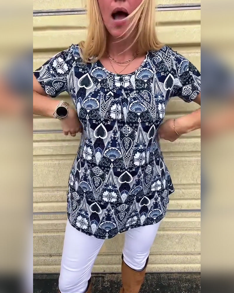 Nova – Camiseta Retro de Verano con Diseño Atemporal