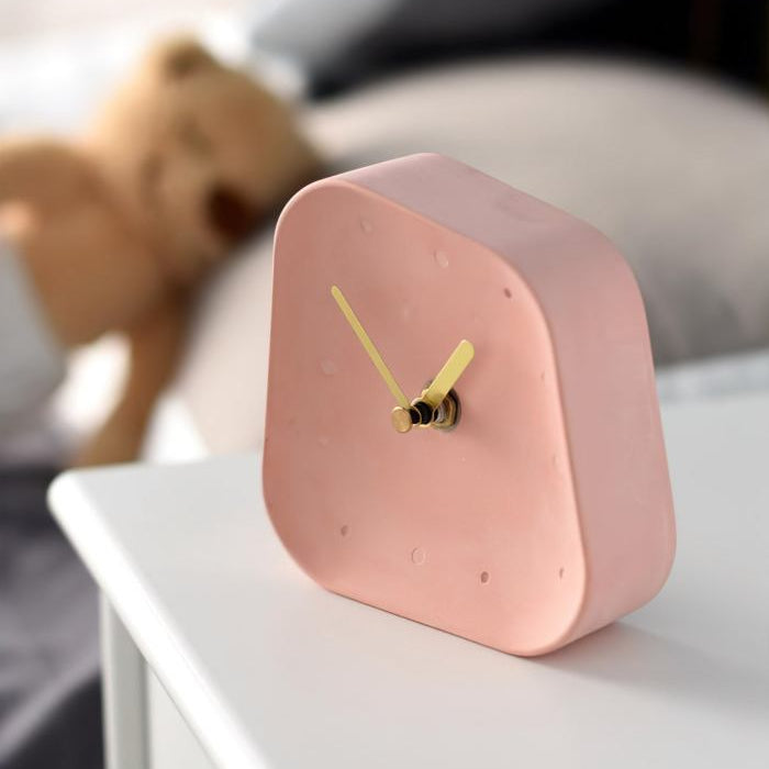 ChronaStone - Reloj de mesa elegante para interiores modernos